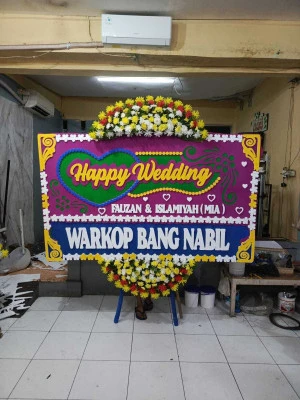 Papan Bunga di Jalan Gatot Subroto