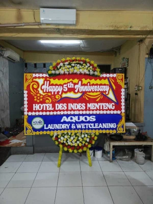 Papan Bunga di Jalan Gatot Subroto