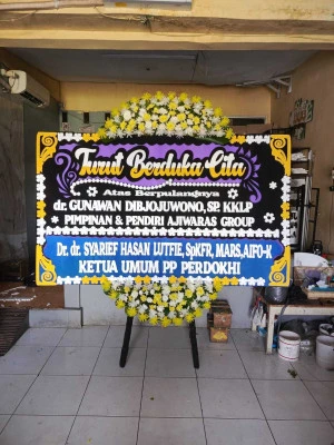 Papan Bunga di Jalan Gatot Subroto